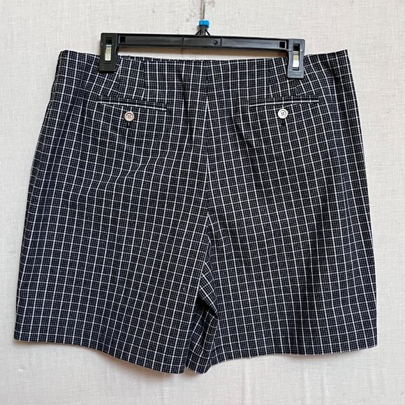 Jones New York Signature‎ Petite Black White Plaid Skort Shorts 12P Rear Pockets - Picture 2 of 8